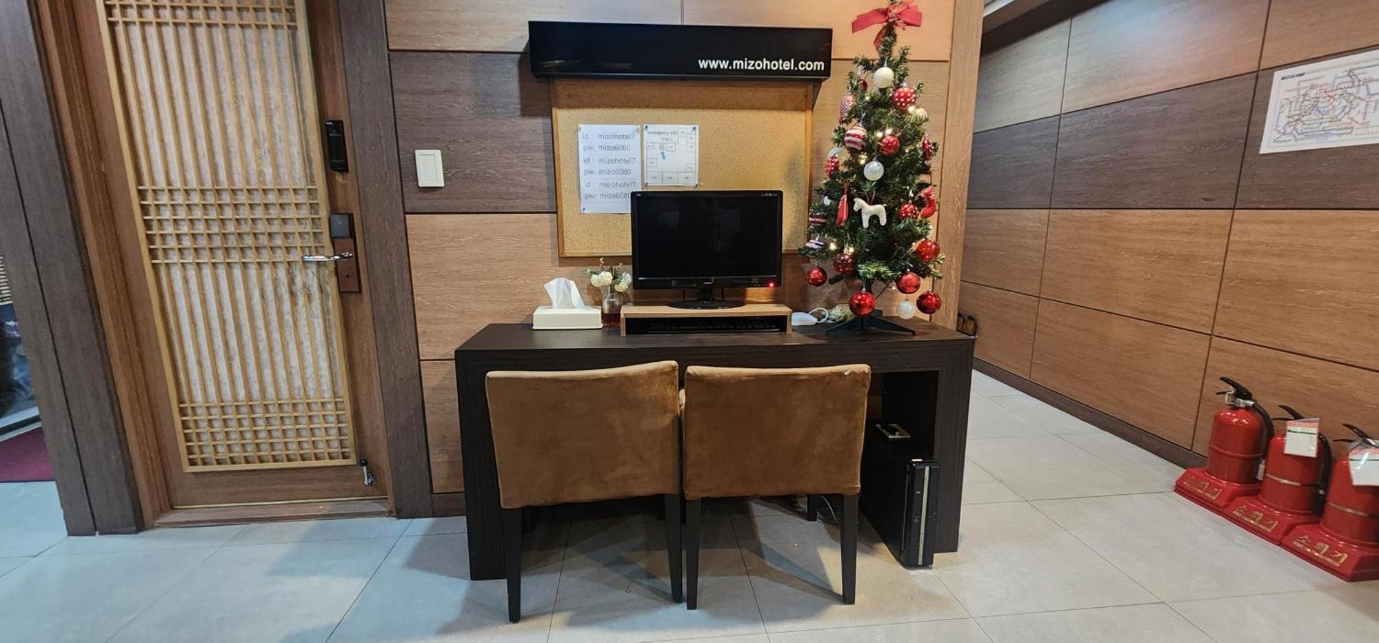 Mizo Hotel Seoul Exterior photo